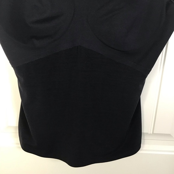 Honeylove LiftWear Tank in Vamp Size Large. - Picture 5 of 8